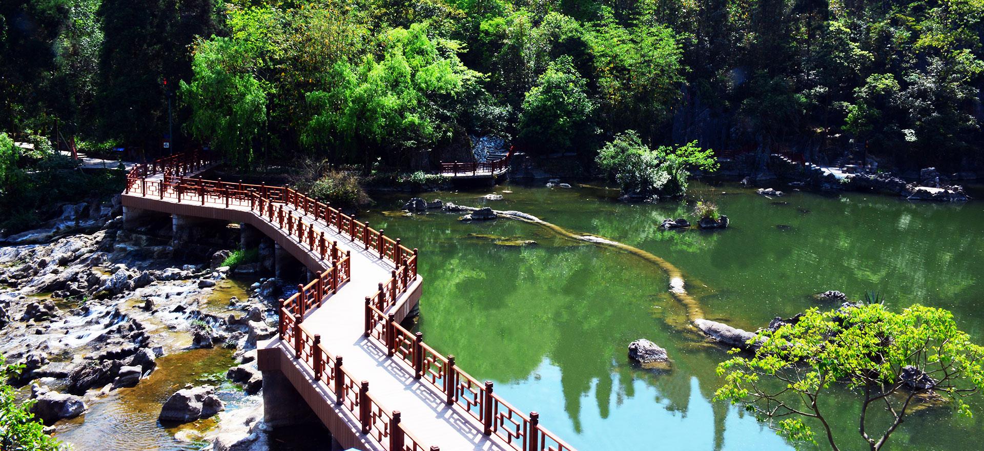 龙潭-卧龙桥景点
